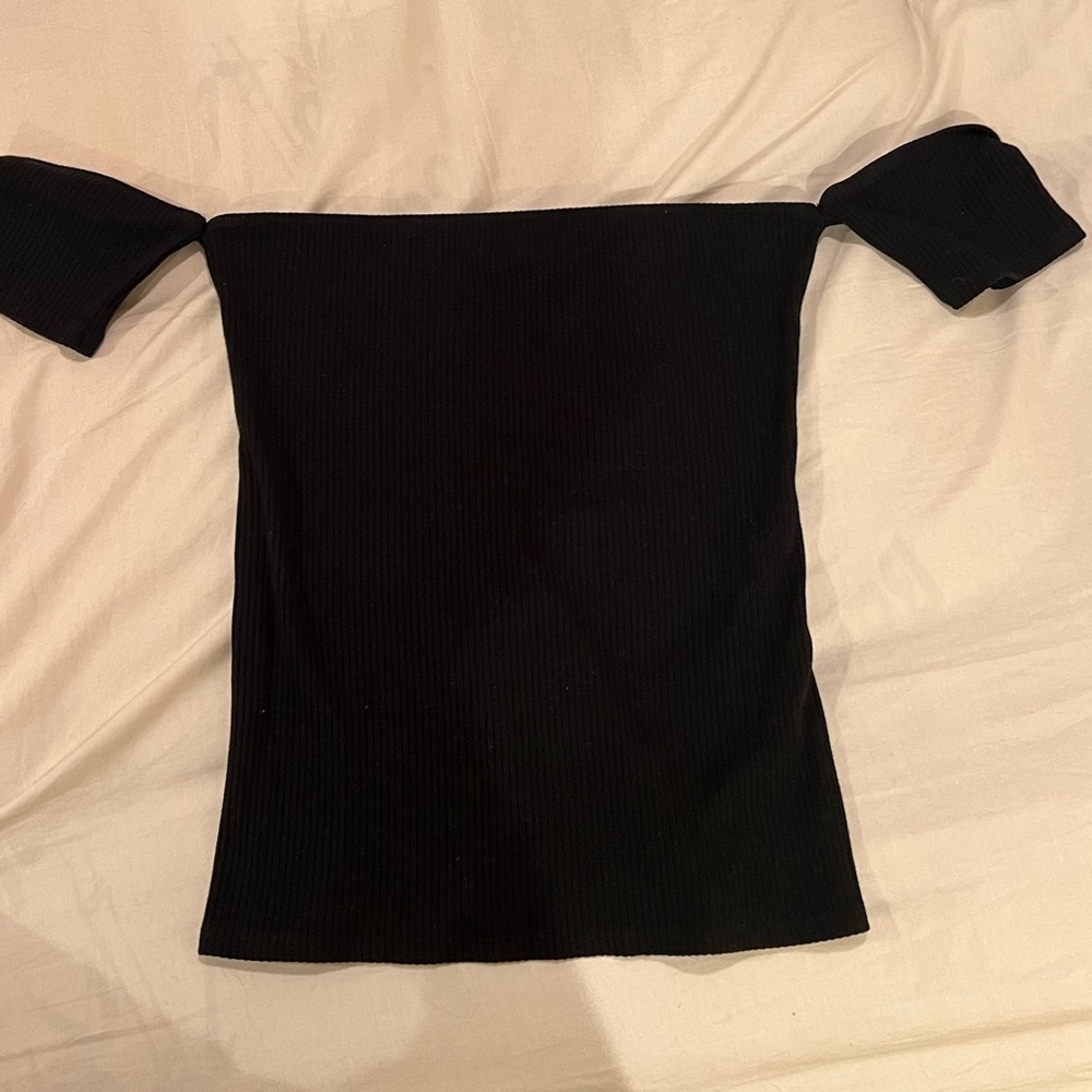 REFORMATION off shoulder top